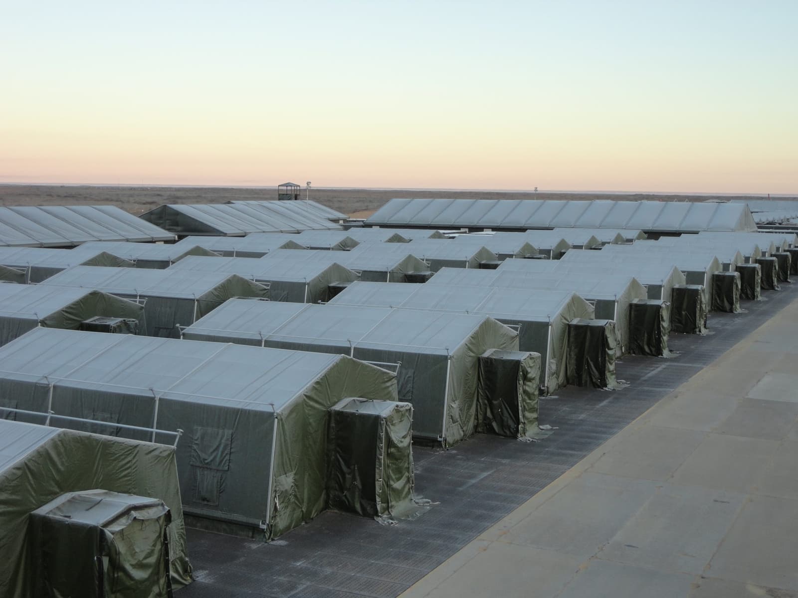 militaerische-einsaetze-carbon-hybrid-technologie-truppenzelt-ctz-m